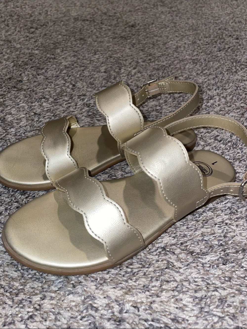 Girl’s Gold Strap Buckle Sandals